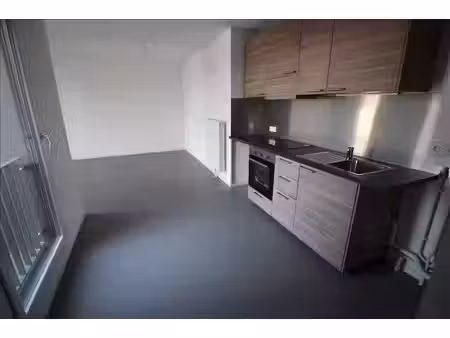 location appartement 2 pièces 47m²
