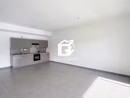 location appartement 3 pièces 78m2 onet-le-château 12850 - 800 € - surface privée