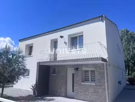 vente maison 6 pièces 200 m² guilherand-granges (07500)