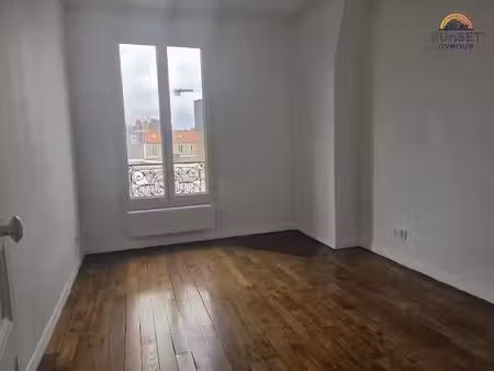 location appartement 3 pièces 45 m² à aubervilliers (93300)  715 €