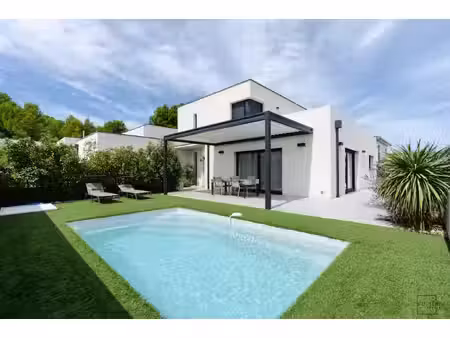 villa contemporaine d'exception 207 m² — secteur crabit — v