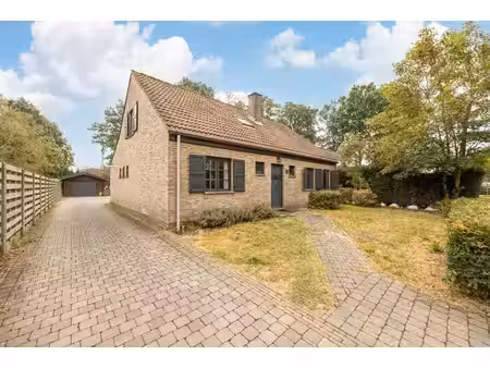 huis te koop in zoersel met 4 slaapkamers