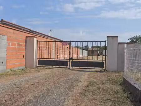 portet-sur-garonne - terrain constructible et viabilisé de 3478 m²