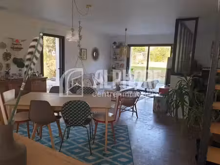 maison contemporaine de 2017  4 chambres   garage .