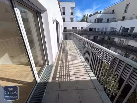 location appartement 3 pièces 77m² rueil malmaison 92500