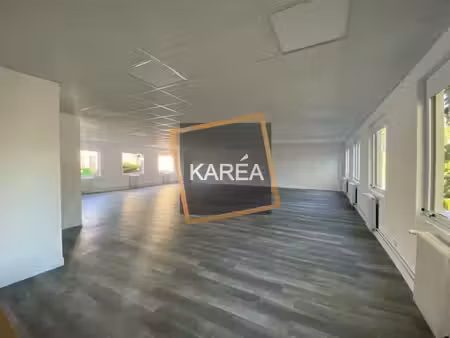 location local professionnel 394m² lognes 77185