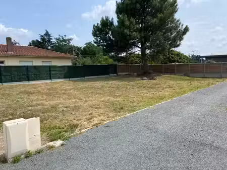 vente terrain 600 m² arbanats (33640)