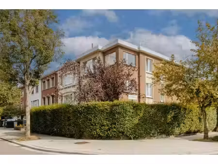appartement te huur in wilrijk met 2 slaapkamers