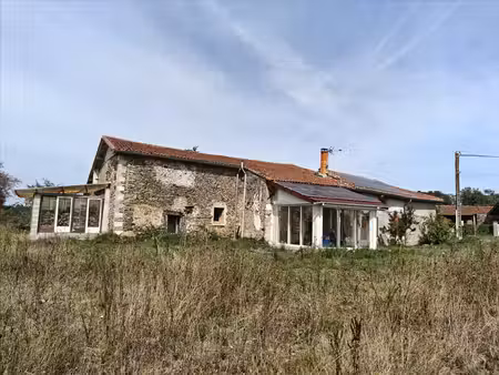 maison de campagne avec 6 hectares terrain