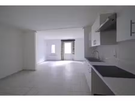 location appartement 3 pièces  55.10m²  la boissière