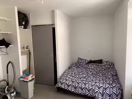 location appartement 1 pièce  15.66m²  la roche