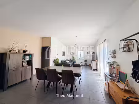 maison nesmy 5 pièce(s) 97 m2