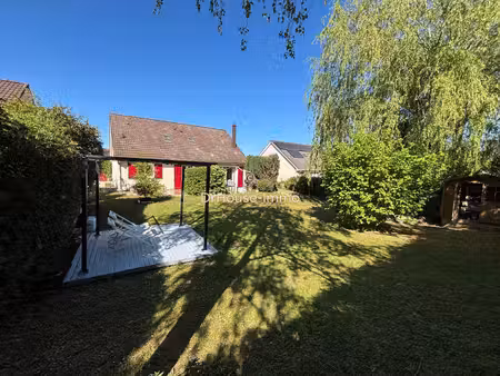 maison de 6 pièces de 140 m² à rubelles