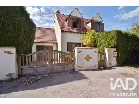 maison de village à villemoutiers (45270)