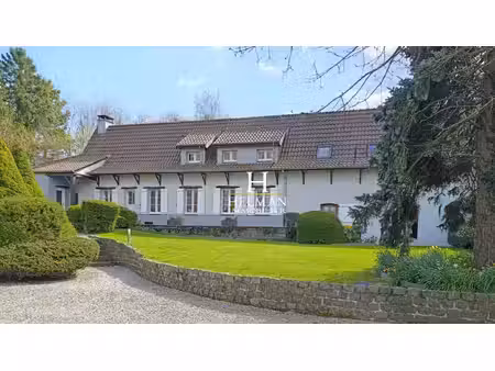 ouve-wirquin : longère en semi plain-pied avec dépendances  pa