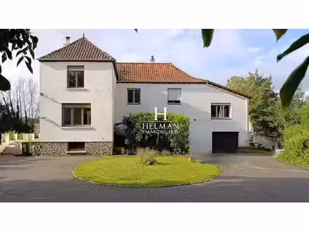 propriété de 2 habitations mitoyennes et 1 gîte t2 sur 6.700