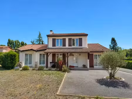 vente maison 8 pièces 168 m² branne (33420)