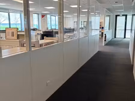 location bureaux bron 69500 930m²
