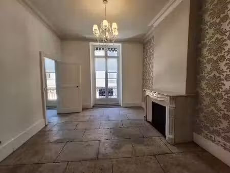 vente locaux professionnels 6 pièces 88 m² à montpellier (34000)  325 500 €
