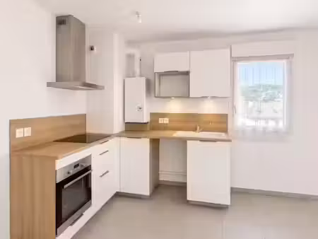 location appartement 3 pièces 64 m² à chambéry (73000)