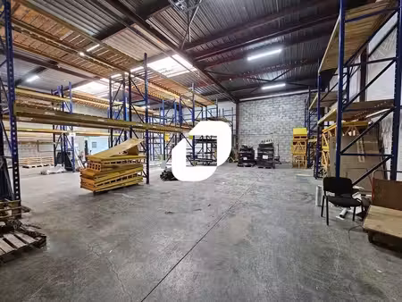 location local d’activités 627m²