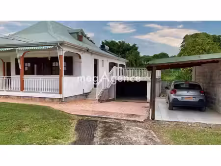 maison t5 171m2 garage - carbet - terrain 1151m2 proche chu