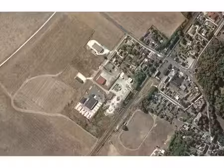vente terrain foecy 18500 40000m²