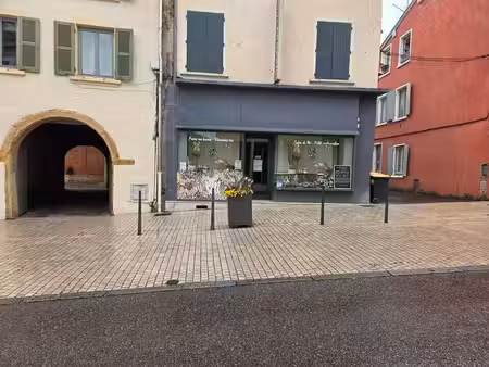 location commerce caluire et cuire 69300 98m²