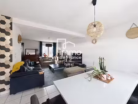 location maison 6 pièces 117m²