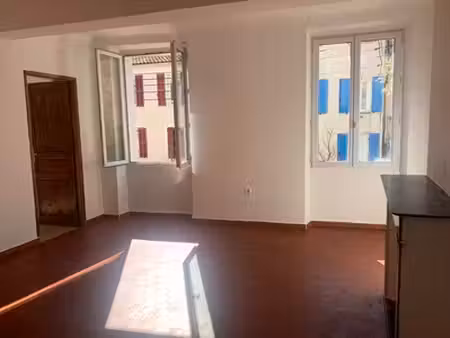 location appartement 2 pièces 35m² puget ville 83390