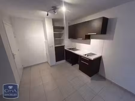 location appartement 3 pièces 53m² toulon 83100