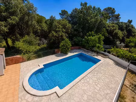 maison 8 pièces - 213 m²