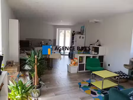 location appartement 4 pièces 120 m² à saint-chamond (42400)