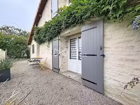 vente maison 6 pièces 137.3 m² à saint-marc-la-lande (79310)  231 000 €