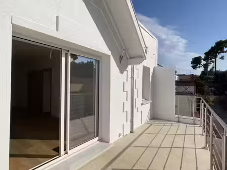 vente appartement 3 pièces 69m2 saint-palais-sur-mer (17420) - 399900 € - surface privée