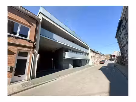 parking à louer à rue roblet 9 nivelles (vbe63555)