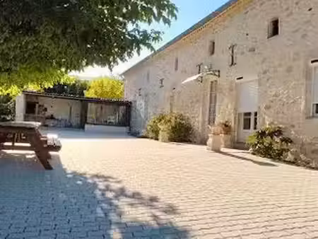 maison de 150m2 à louer sur sainte-colombe-de-duras