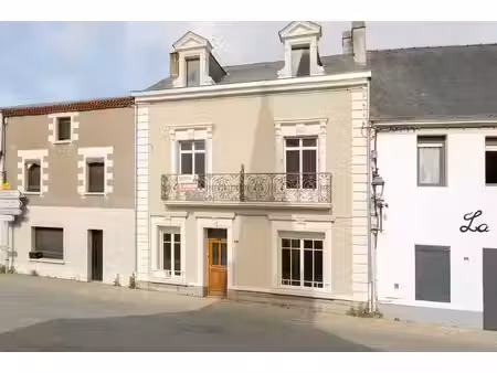 vente maison 9 pièces 215 m² vallet (44330)