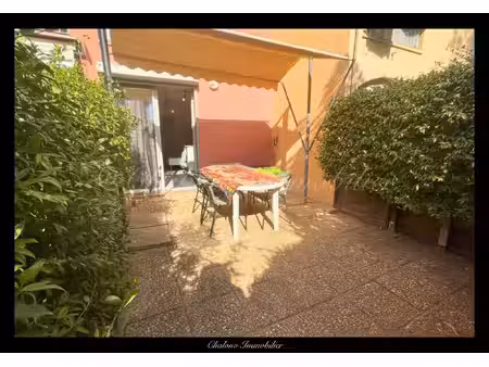 dept 34 - le cap d’agde - studio-cabine. rdc - jardinet 20 m2 - parking - calme et proche.