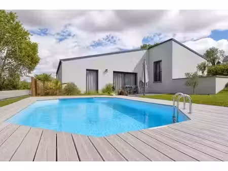 maison de 6 pièces de 140 m² à ville-en-tardenois