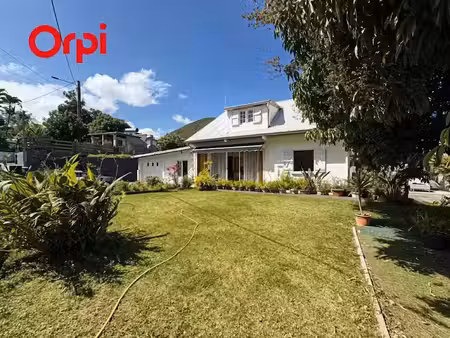 vente maison 6 pièces 166 m² à saint pierre (97410)  322 500 €