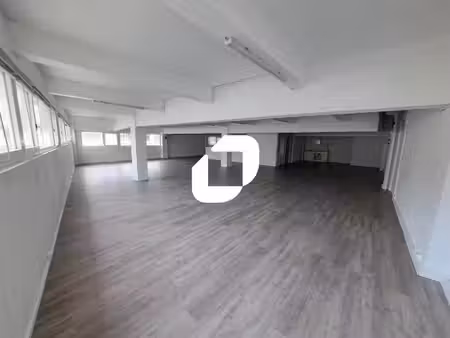 location bureaux montreuil 93100 207m² à 559m²