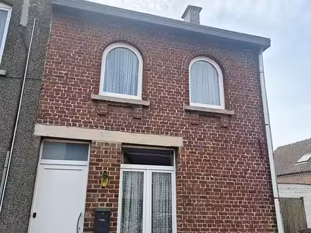 maison à rénover – 2 chambres avec jardin