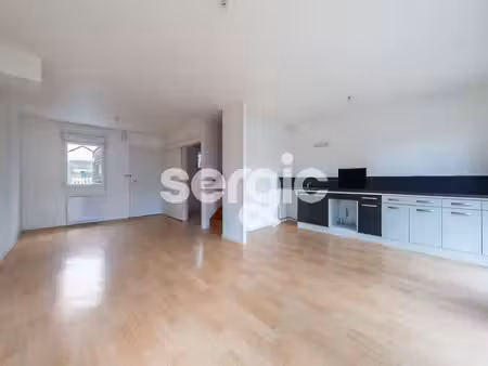 maison t4 récente avec jardin et garage - 84 m²
