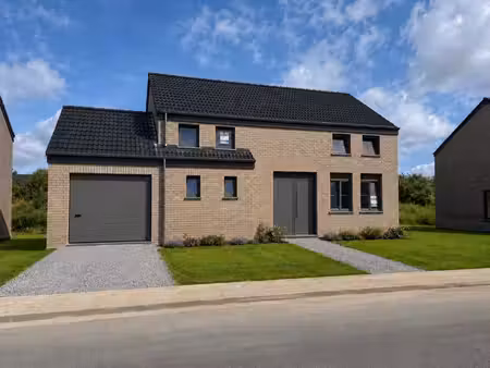 superbe villa 4 façades à sorinnes