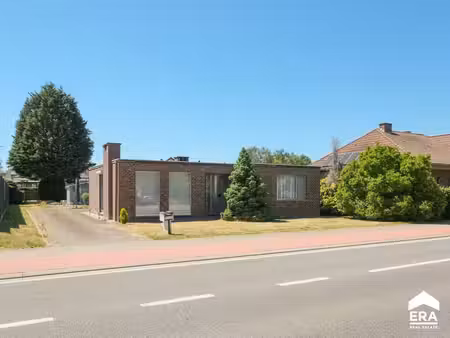 maison ouverte avec jardin ensoleillé à herk-de-stad