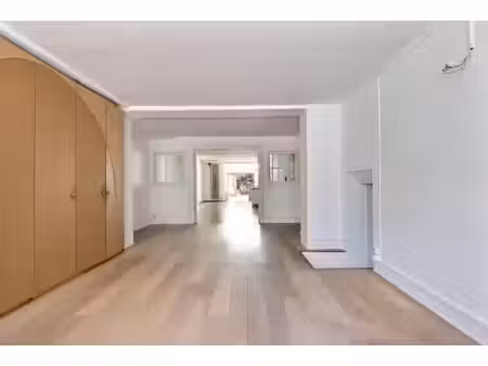 buyl/gare d’etterbeek : appartement avec jardin