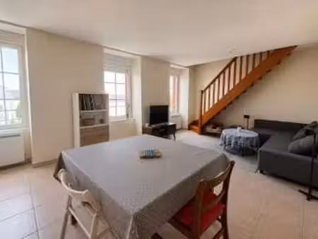 location appartement 3 pièces à quédillac (35290) : à louer 3 pièces / 70m² quédillac