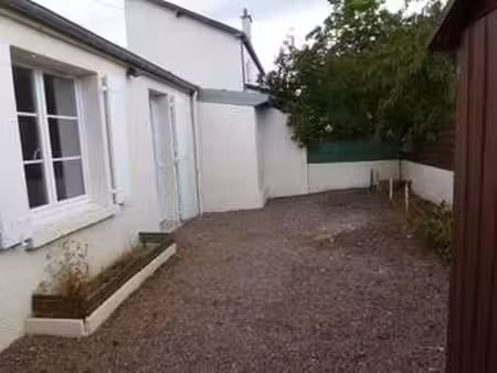 location maison à caen (14000) : à louer / 34m² caen