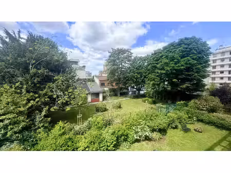 2p avec terrasse vue jardin